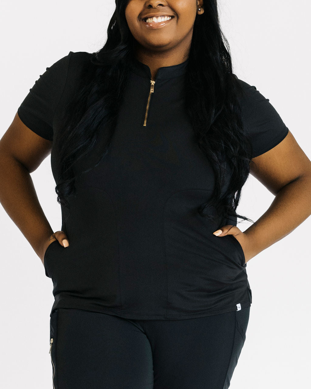 Women's 1/2 Zip Scrub Top- Black
